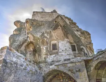 Belvedere del Castello di Ortahisar nel Tour Giallo della Cappadocia